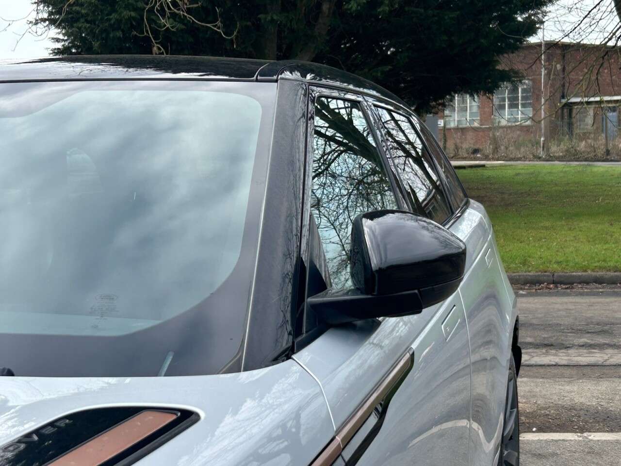 2017 LAND ROVER RANGE ROVER VELAR 2017 LAND ROVER RANGE ROVER VELAR