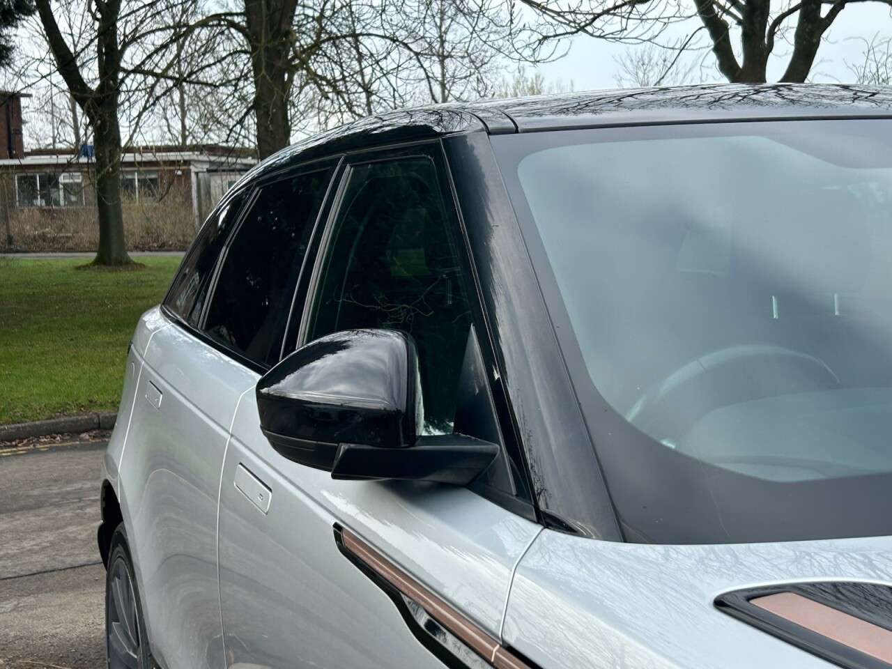 2017 LAND ROVER RANGE ROVER VELAR 2017 LAND ROVER RANGE ROVER VELAR