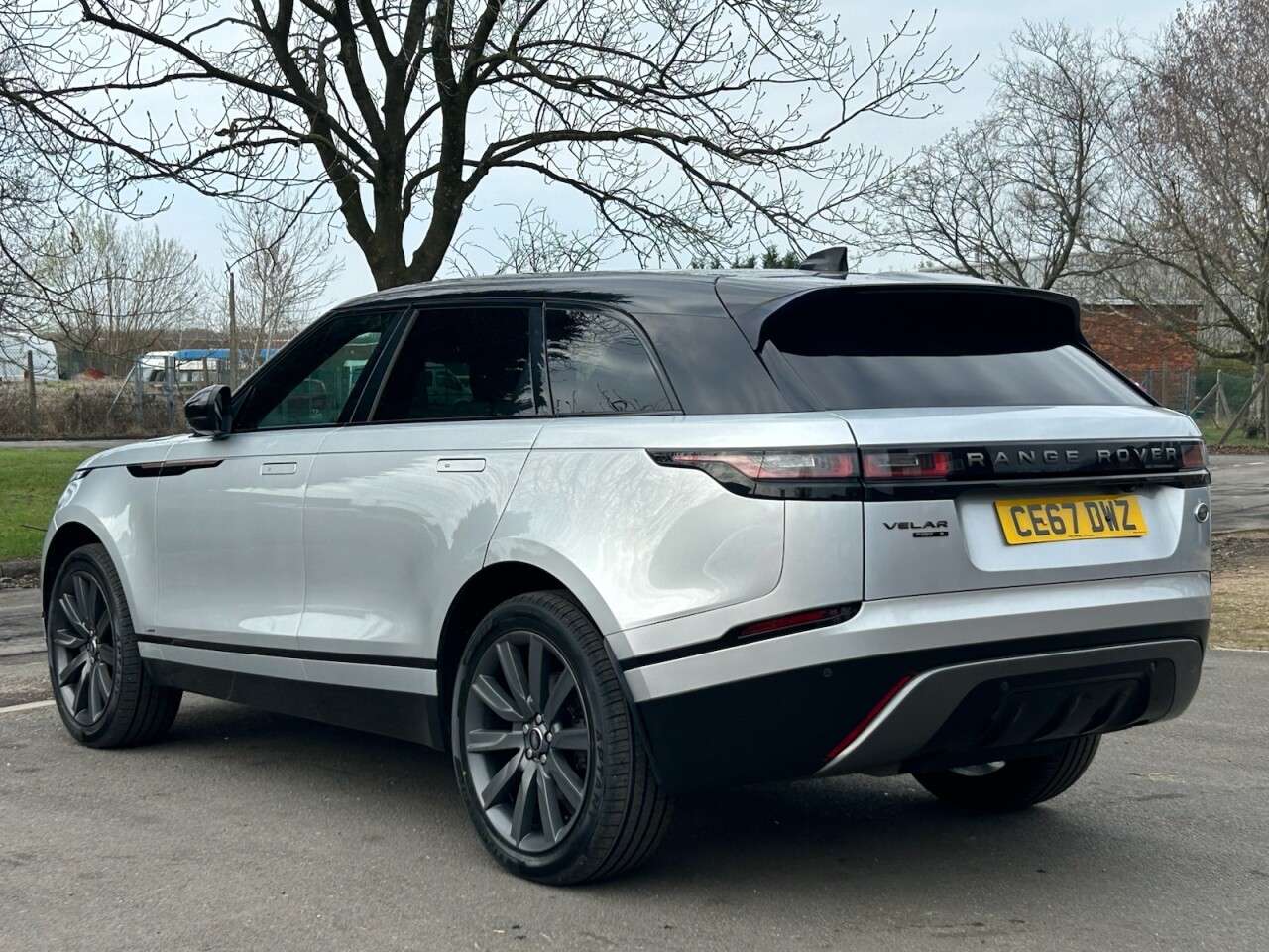 2017 LAND ROVER RANGE ROVER VELAR 2017 LAND ROVER RANGE ROVER VELAR