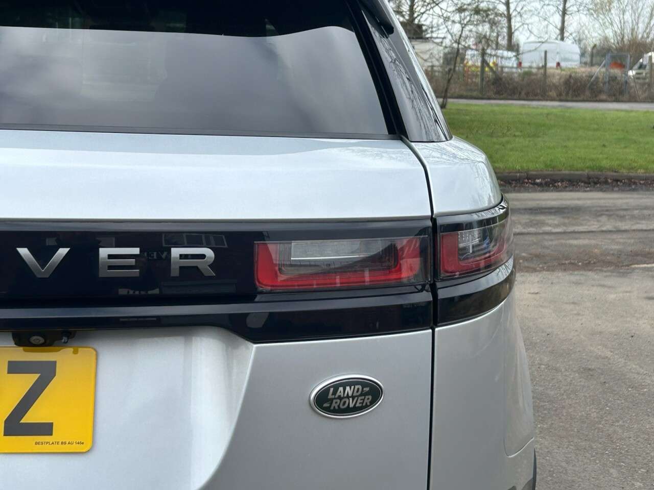 2017 LAND ROVER RANGE ROVER VELAR 2017 LAND ROVER RANGE ROVER VELAR