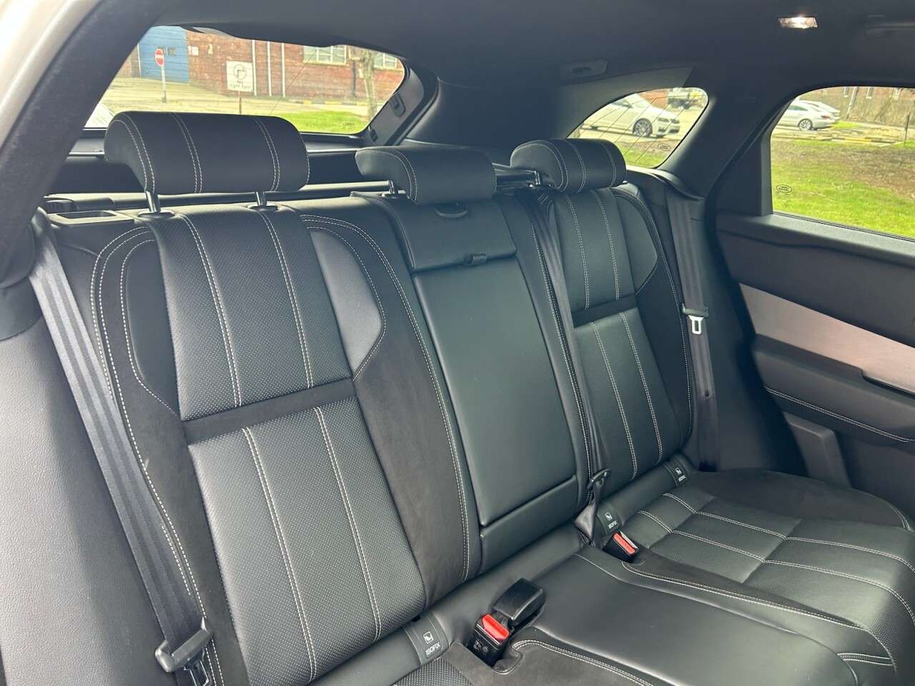 2017 LAND ROVER RANGE ROVER VELAR 2017 LAND ROVER RANGE ROVER VELAR