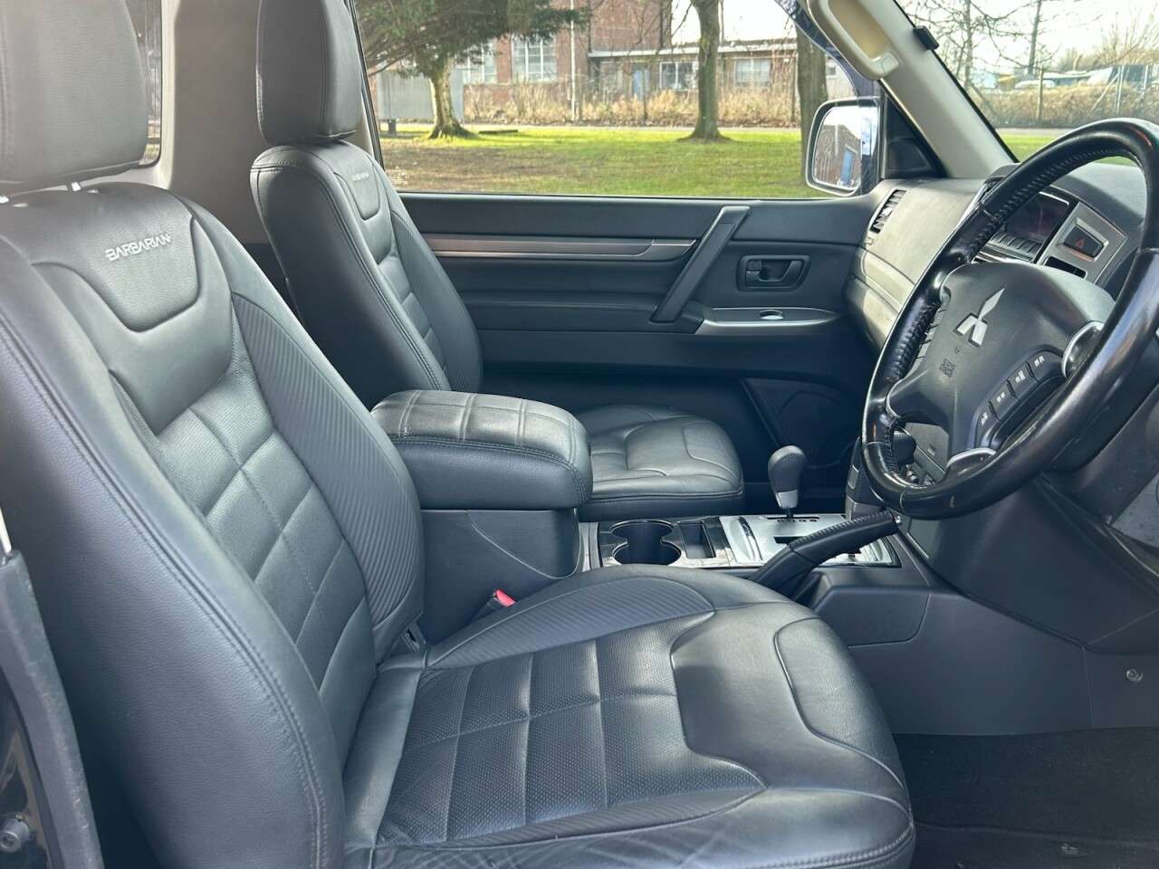 2015 MITSUBISHI SHOGUN 2015 MITSUBISHI SHOGUN