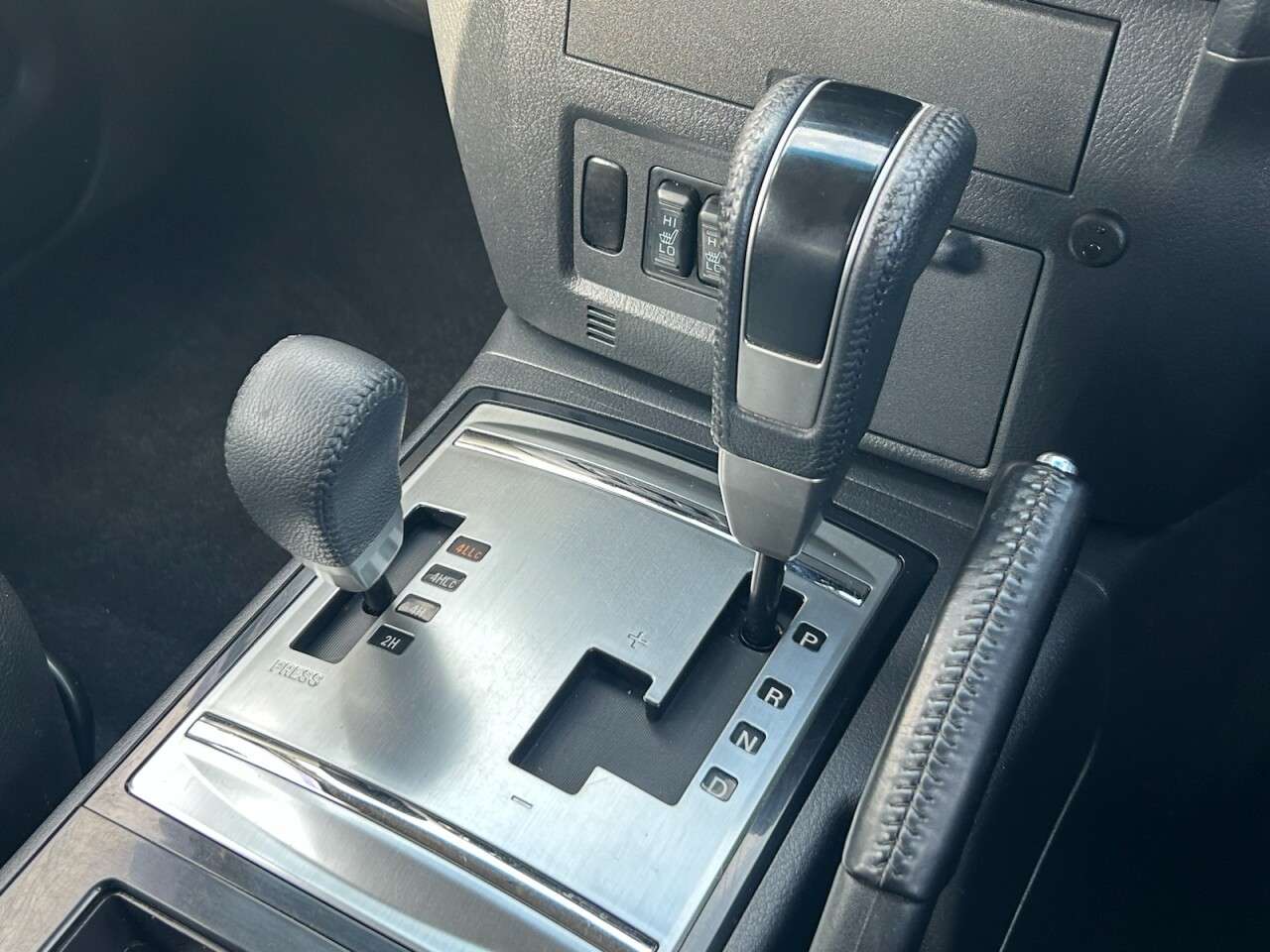 2015 MITSUBISHI SHOGUN 2015 MITSUBISHI SHOGUN