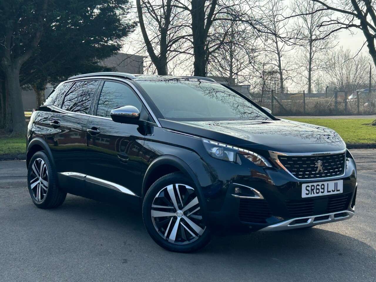 A 2019 PEUGEOT 3008 2.0 BlueHDi GT SUV 5dr Diesel EAT Euro 6 (s/s) (180 ps) A 2019 PEUGEOT 3008 2.0 BlueHDi GT SUV 5dr Diesel EAT Euro 6 (s/s) (180 ps)