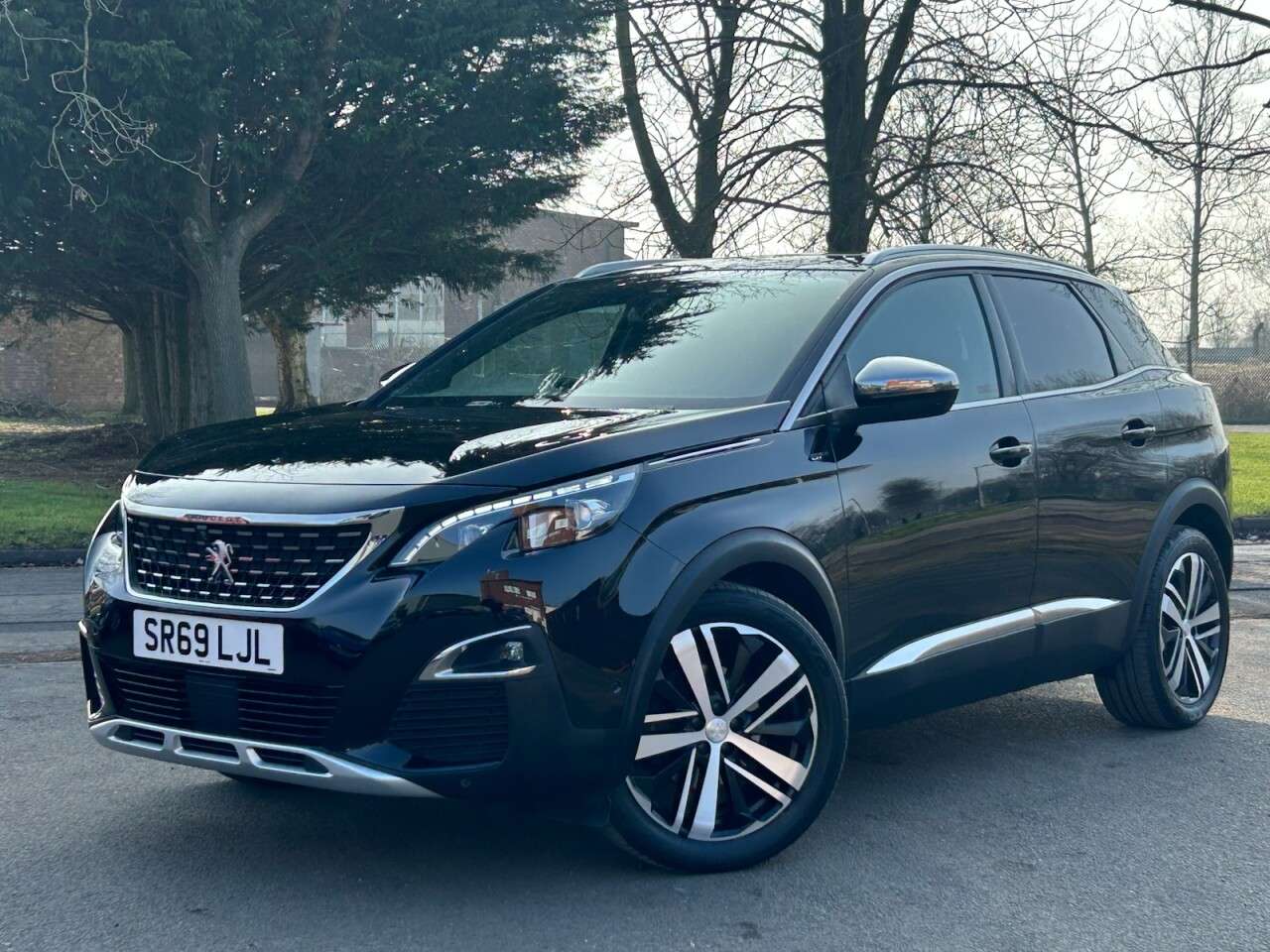 A 2019 PEUGEOT 3008 2.0 BlueHDi GT SUV 5dr Diesel EAT Euro 6 (s/s) (180 ps) A 2019 PEUGEOT 3008 2.0 BlueHDi GT SUV 5dr Diesel EAT Euro 6 (s/s) (180 ps)