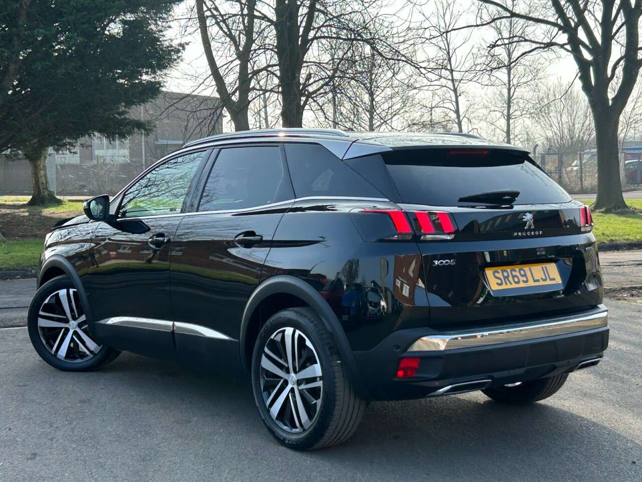 A 2019 PEUGEOT 3008 2.0 BlueHDi GT SUV 5dr Diesel EAT Euro 6 (s/s) (180 ps) A 2019 PEUGEOT 3008 2.0 BlueHDi GT SUV 5dr Diesel EAT Euro 6 (s/s) (180 ps)