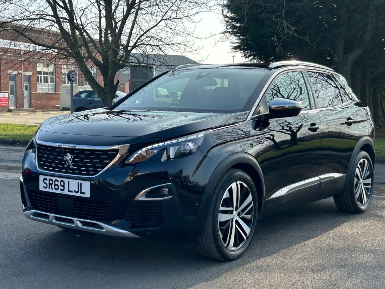 2019 PEUGEOT 3008 2019 PEUGEOT 3008