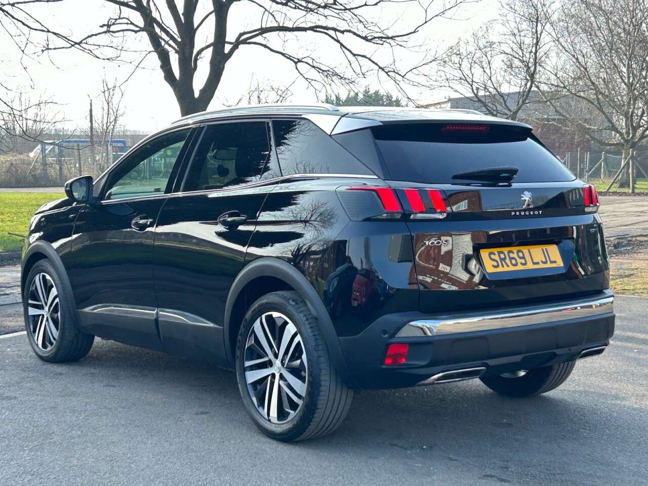 2019 PEUGEOT 3008 2019 PEUGEOT 3008