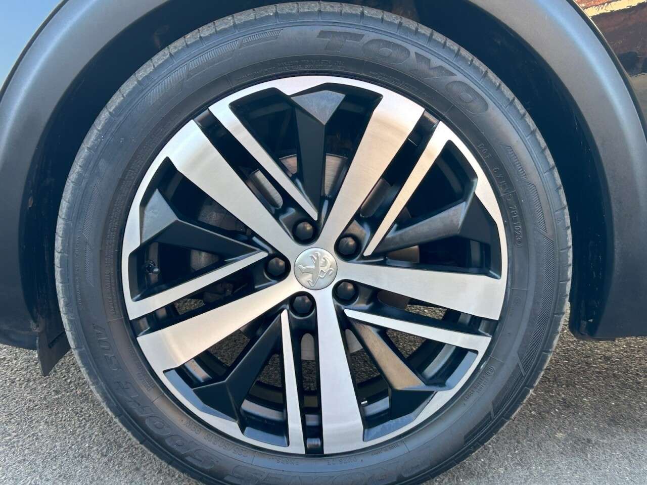 2019 PEUGEOT 3008 2019 PEUGEOT 3008