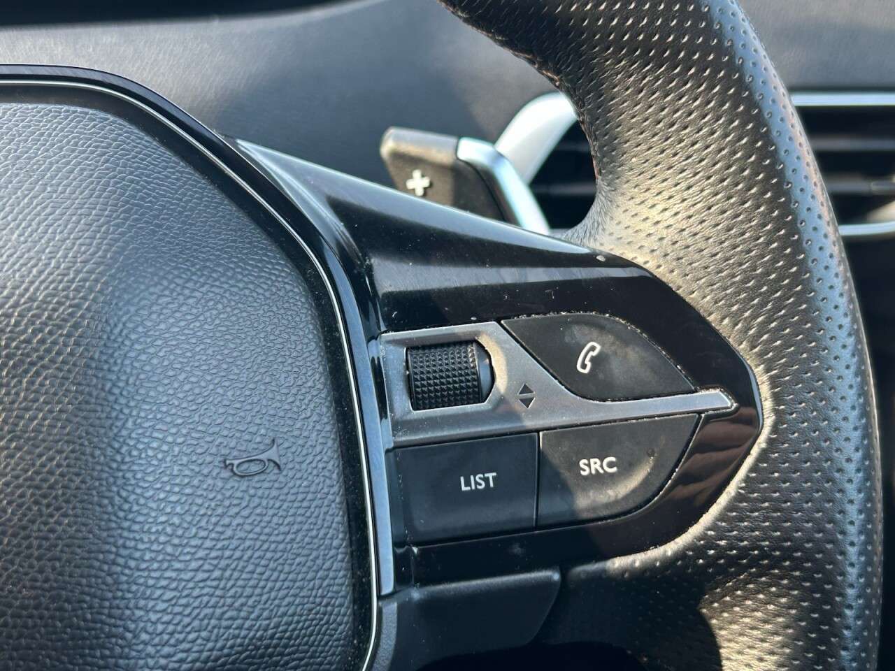 2019 PEUGEOT 3008 2019 PEUGEOT 3008