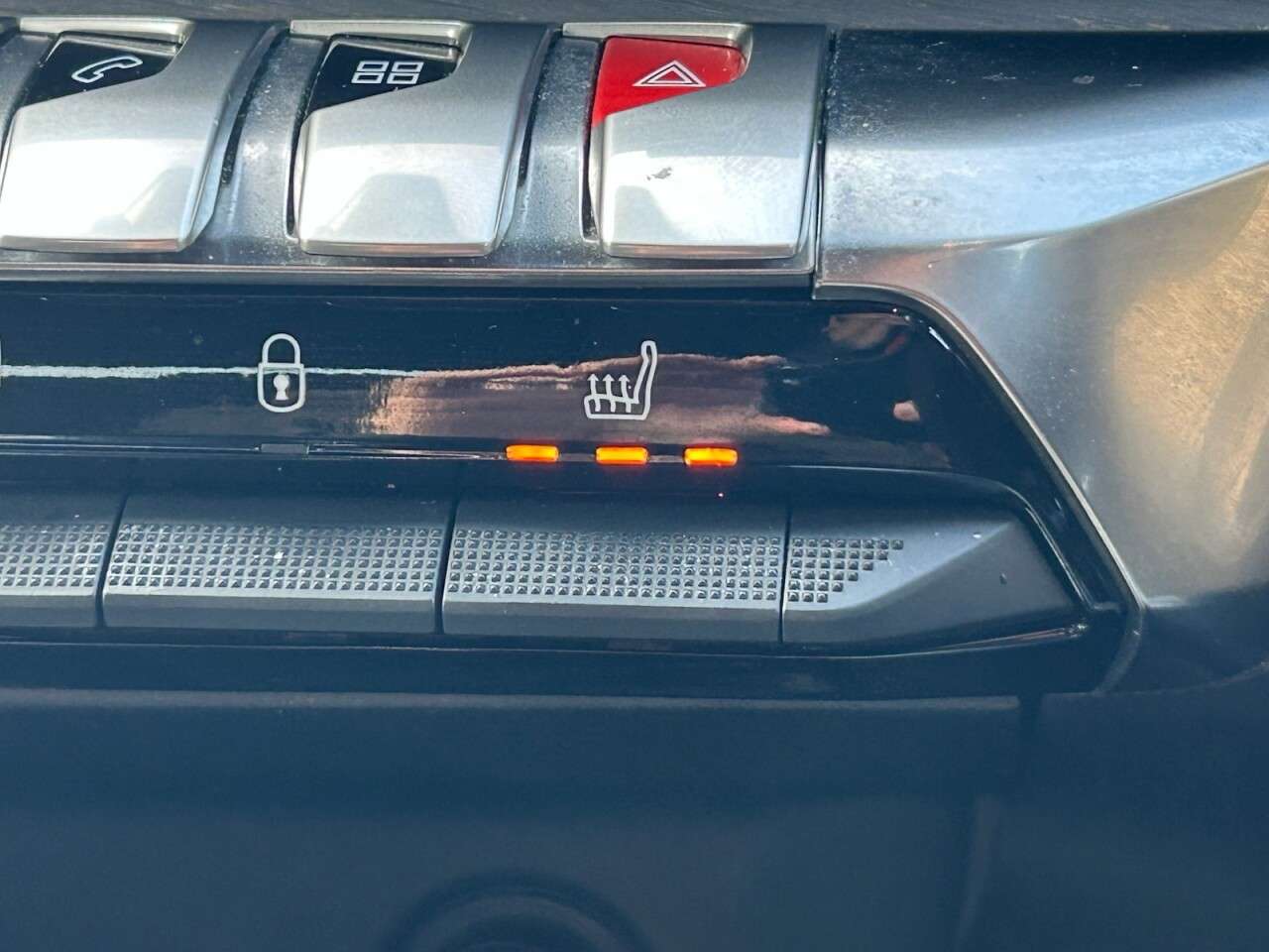 2019 PEUGEOT 3008 2019 PEUGEOT 3008