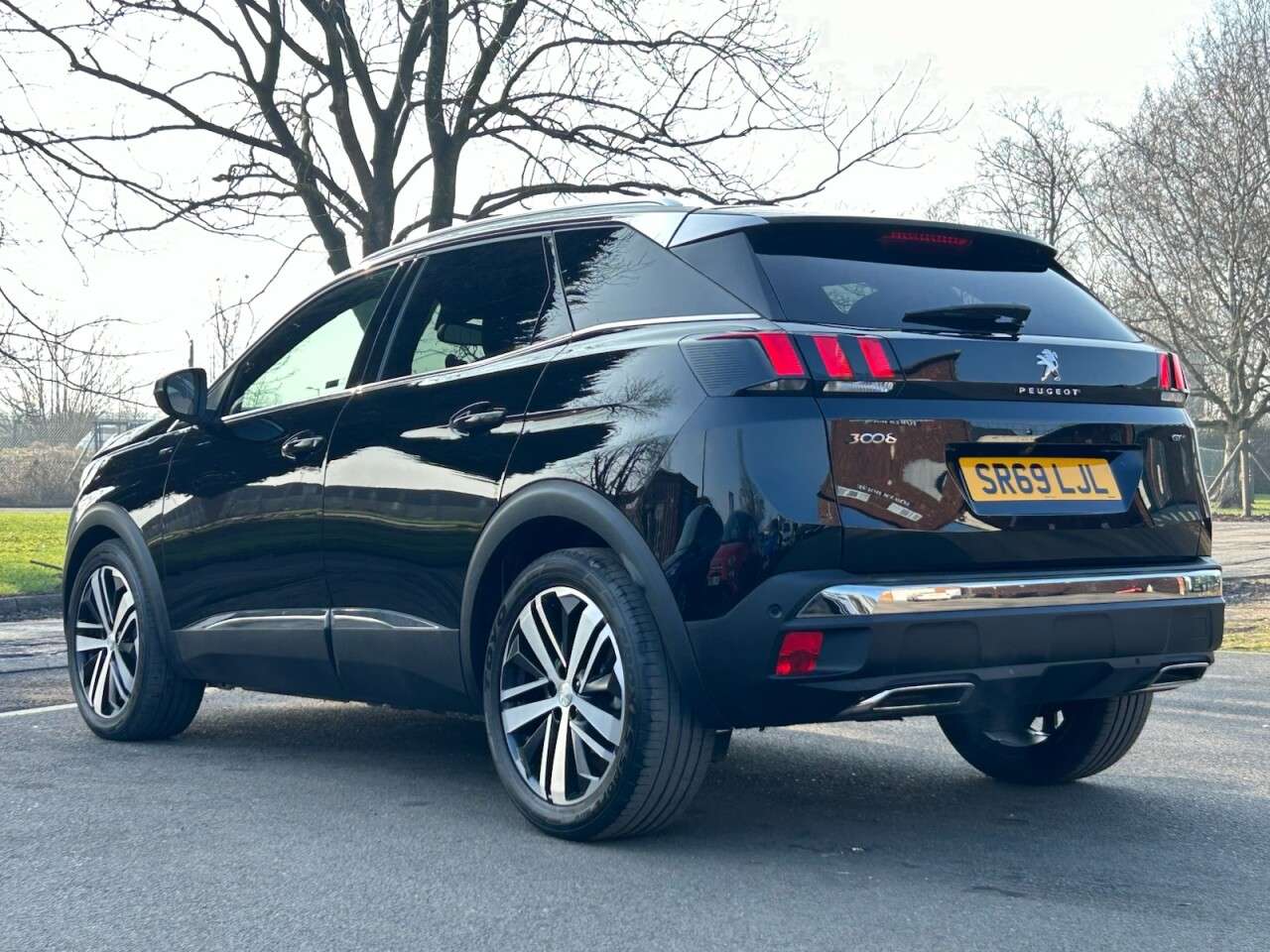 2019 PEUGEOT 3008 2019 PEUGEOT 3008