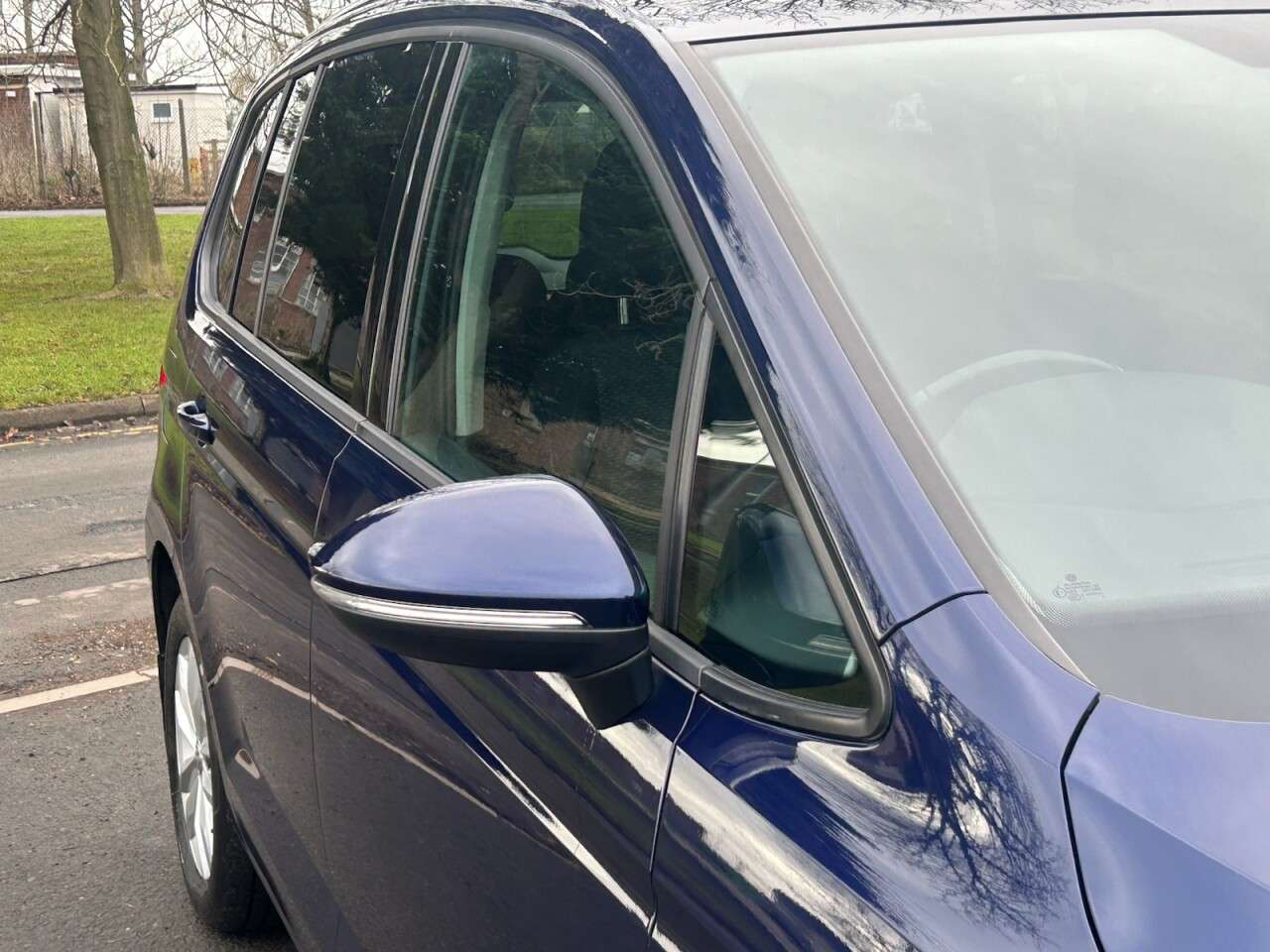 2017 VOLKSWAGEN TOURAN 2017 VOLKSWAGEN TOURAN