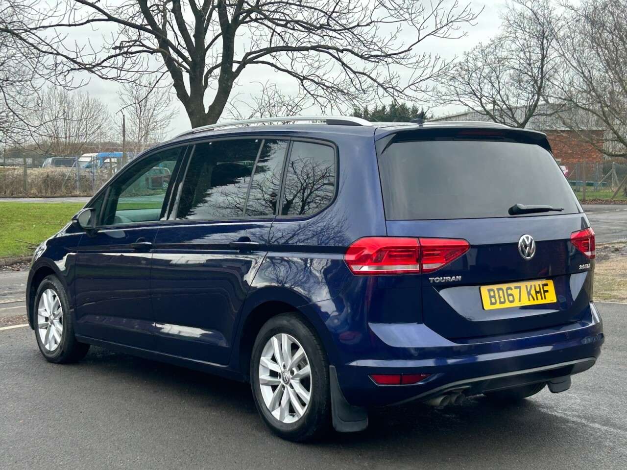 2017 VOLKSWAGEN TOURAN 2017 VOLKSWAGEN TOURAN