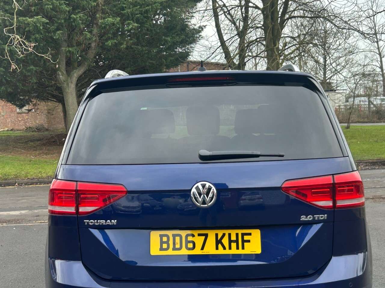 2017 VOLKSWAGEN TOURAN 2017 VOLKSWAGEN TOURAN