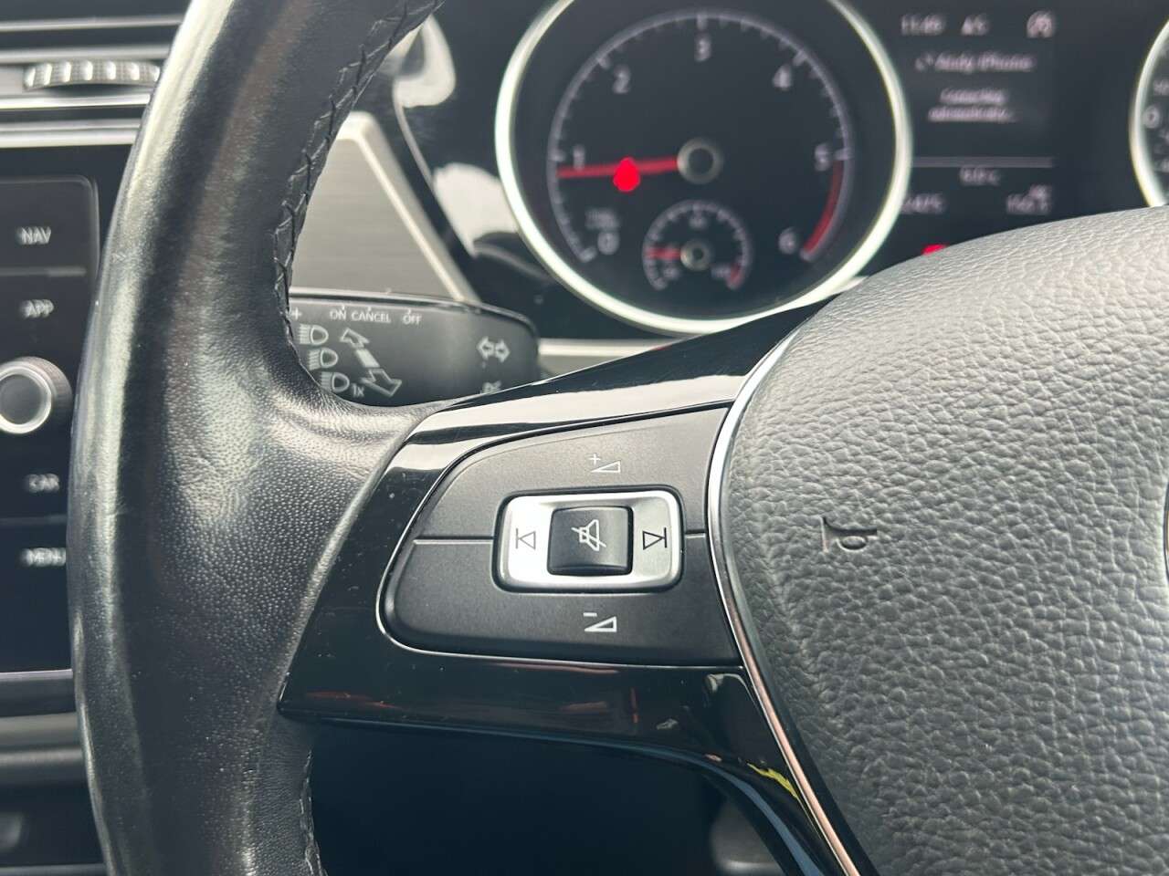 2017 VOLKSWAGEN TOURAN 2017 VOLKSWAGEN TOURAN