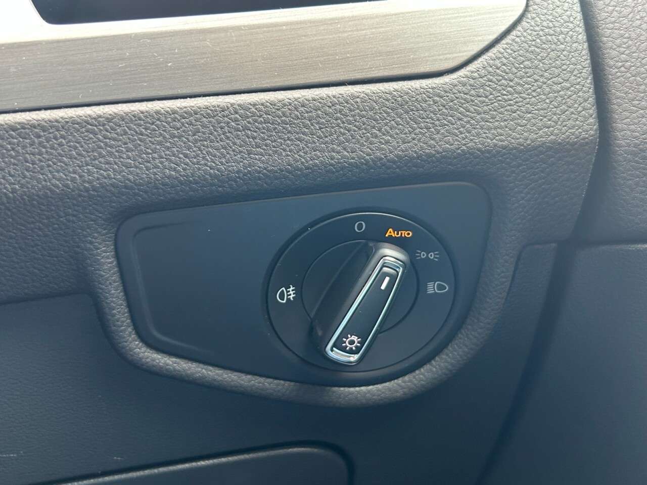 2017 VOLKSWAGEN TOURAN 2017 VOLKSWAGEN TOURAN