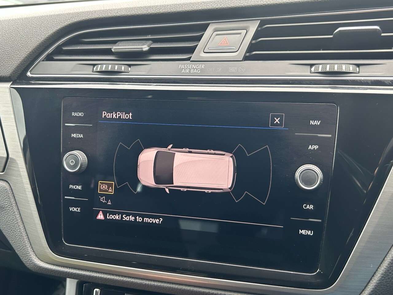 2017 VOLKSWAGEN TOURAN 2017 VOLKSWAGEN TOURAN