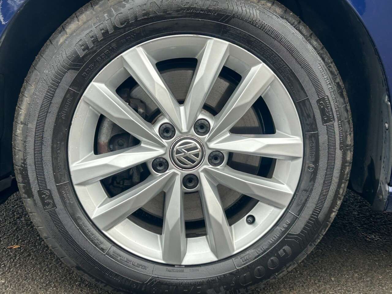 2017 VOLKSWAGEN TOURAN 2017 VOLKSWAGEN TOURAN