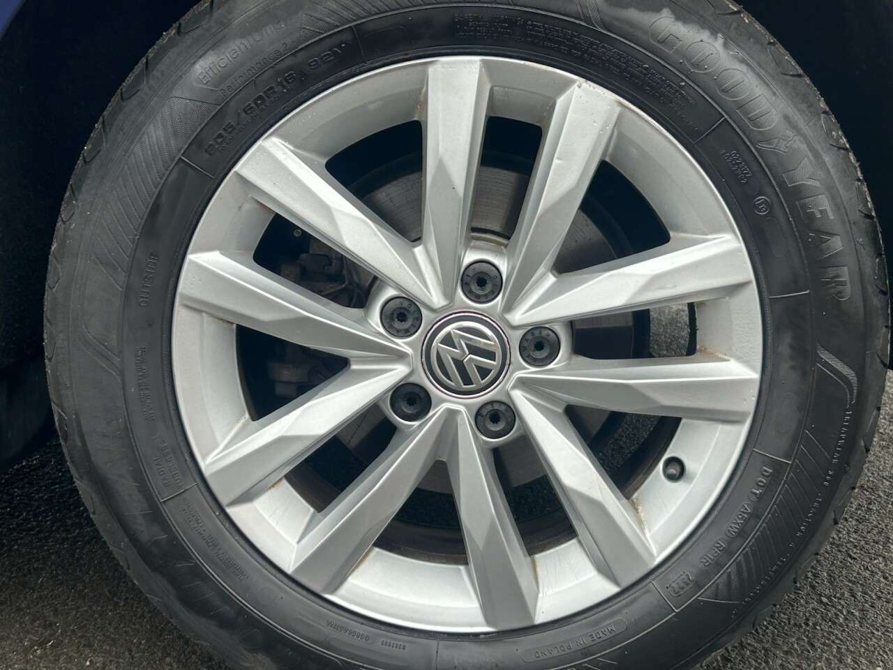 2017 VOLKSWAGEN TOURAN 2017 VOLKSWAGEN TOURAN