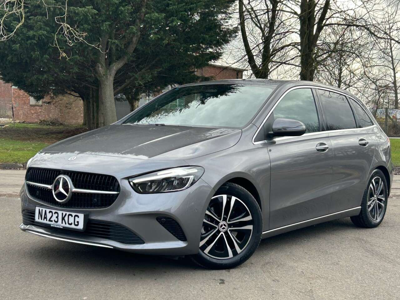 A 2023 MERCEDES-BENZ B-CLASS 1.3 B200h MHEV Sport (Executive) MPV 5dr Petrol Hybrid 7G-DCT Euro 6 (s/s) A 2023 MERCEDES-BENZ B-CLASS 1.3 B200h MHEV Sport (Executive) MPV 5dr Petrol Hybrid 7G-DCT Euro 6 (s/s)