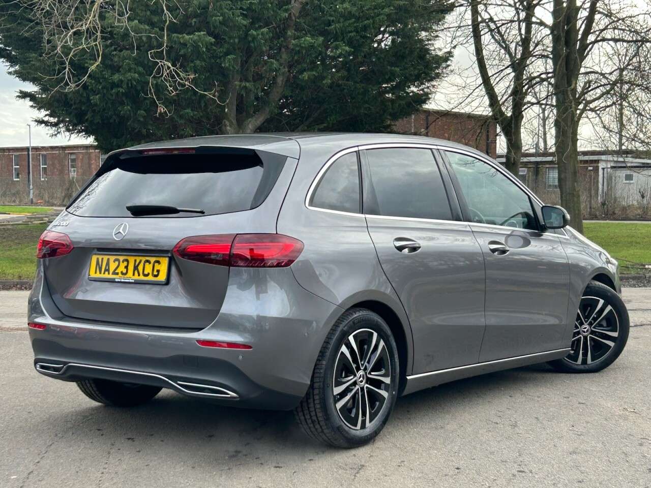 A 2023 MERCEDES-BENZ B-CLASS 1.3 B200h MHEV Sport (Executive) MPV 5dr Petrol Hybrid 7G-DCT Euro 6 (s/s) A 2023 MERCEDES-BENZ B-CLASS 1.3 B200h MHEV Sport (Executive) MPV 5dr Petrol Hybrid 7G-DCT Euro 6 (s/s)