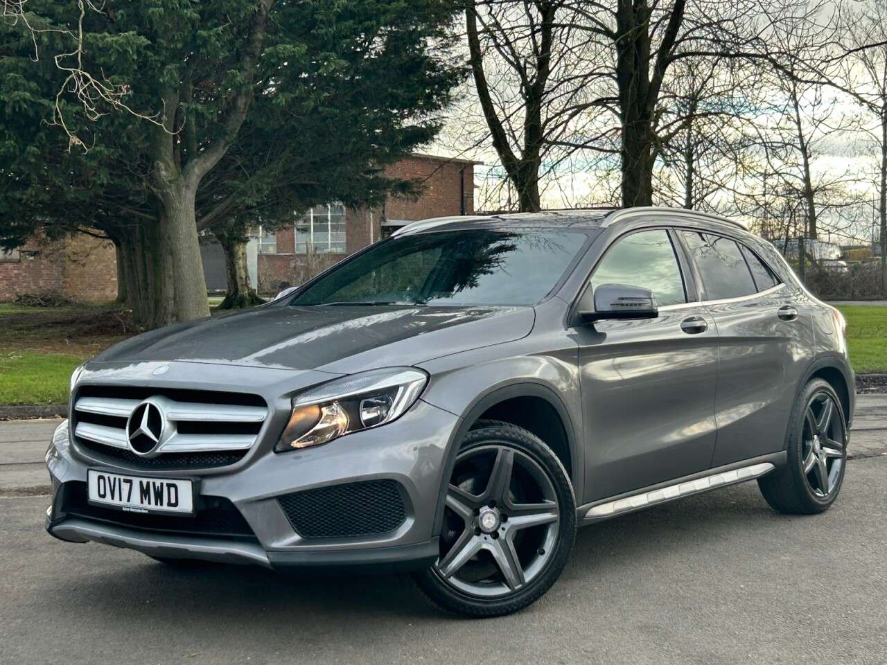 A 2017 MERCEDES-BENZ GLA 2.1 GLA200d AMG Line SUV 5dr Diesel 7G-DCT 4MATIC Euro 6 (s/s) (136 ps) 6 S A 2017 MERCEDES-BENZ GLA 2.1 GLA200d AMG Line SUV 5dr Diesel 7G-DCT 4MATIC Euro 6 (s/s) (136 ps) 6 S