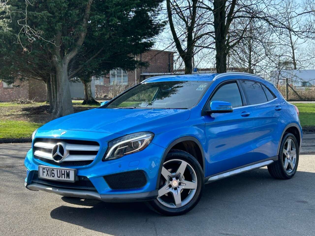 A 2016 MERCEDES-BENZ GLA 2.1 GLA200d AMG Line (Premium) SUV 5dr Diesel 7G-DCT Euro 6 (s/s) (136 ps) A 2016 MERCEDES-BENZ GLA 2.1 GLA200d AMG Line (Premium) SUV 5dr Diesel 7G-DCT Euro 6 (s/s) (136 ps)