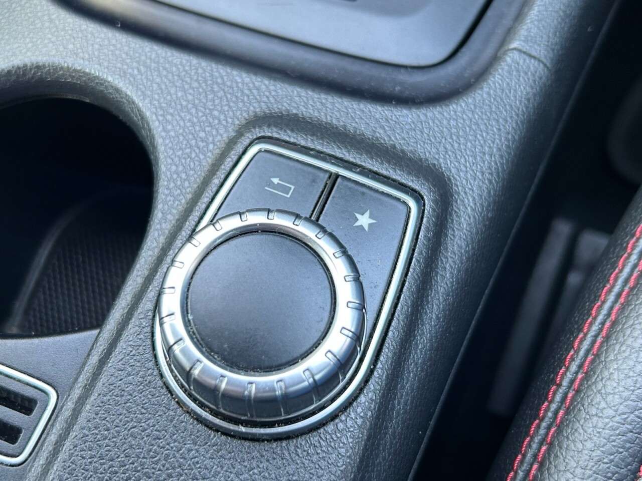 2016 MERCEDES-BENZ GLA 2016 MERCEDES-BENZ GLA