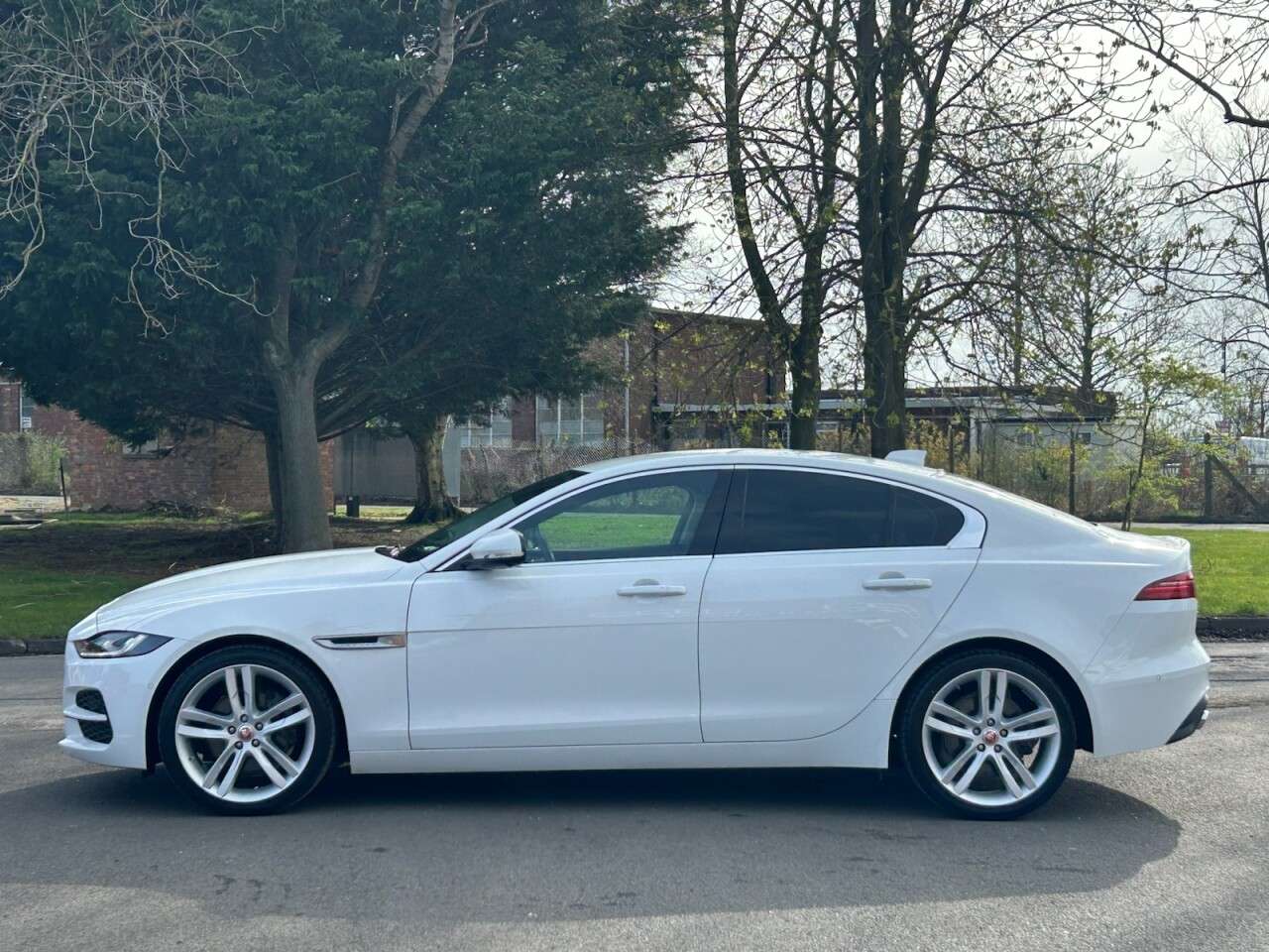 2019 JAGUAR XE 2019 JAGUAR XE