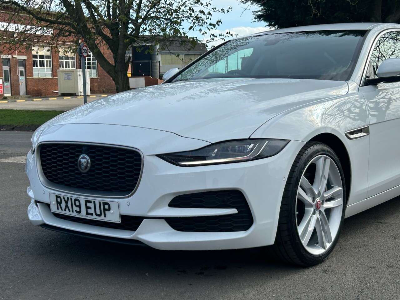 2019 JAGUAR XE 2019 JAGUAR XE