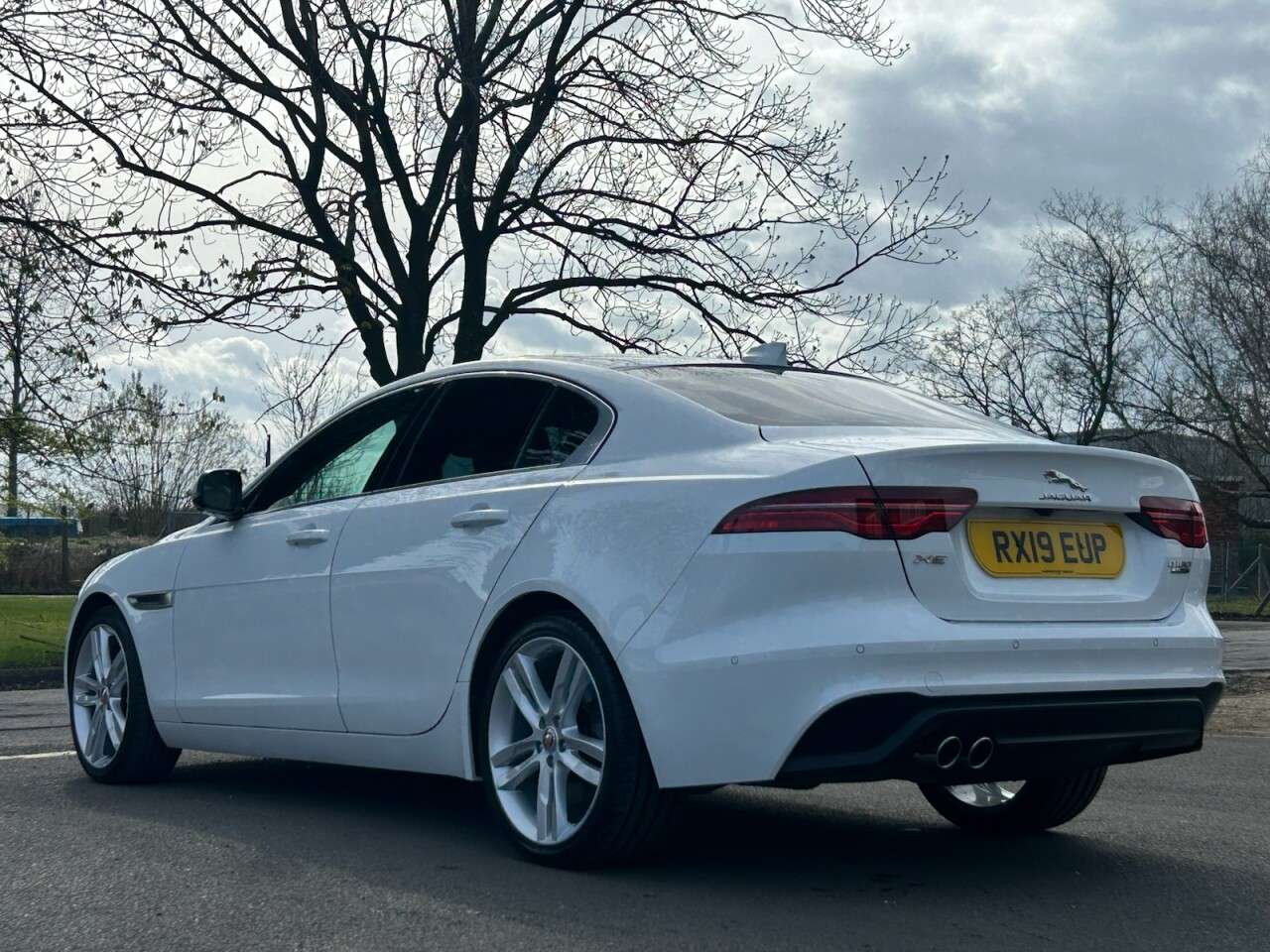 2019 JAGUAR XE 2019 JAGUAR XE