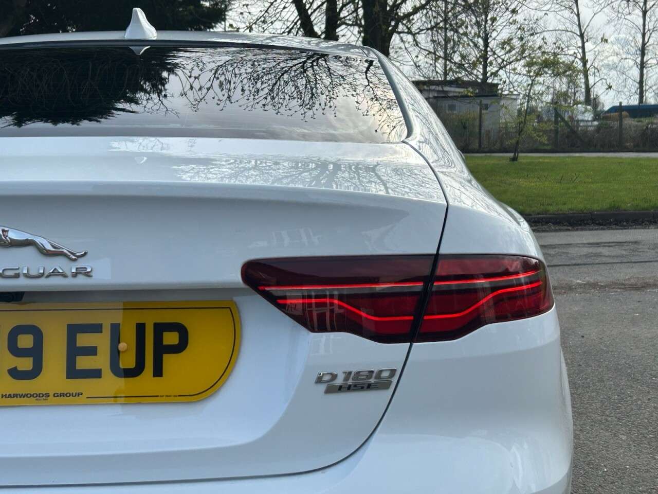 2019 JAGUAR XE 2019 JAGUAR XE