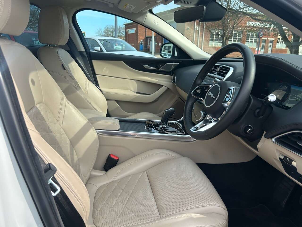 2019 JAGUAR XE 2019 JAGUAR XE
