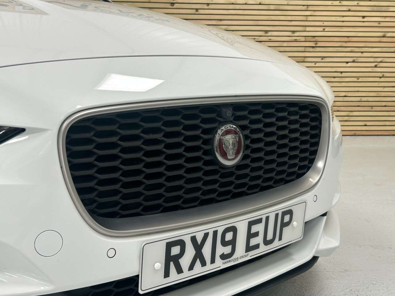 2019 JAGUAR XE 2019 JAGUAR XE