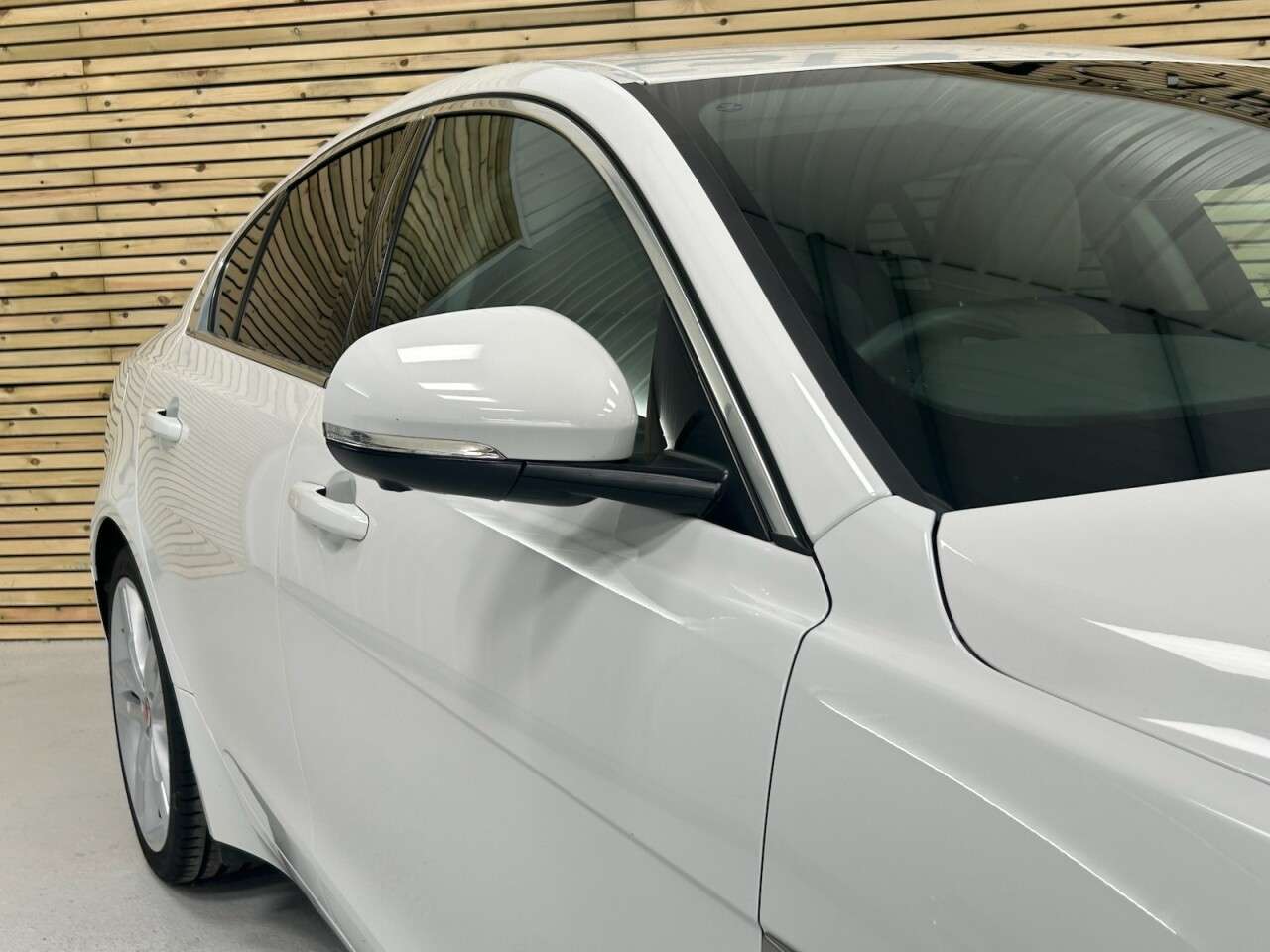 2019 JAGUAR XE 2019 JAGUAR XE