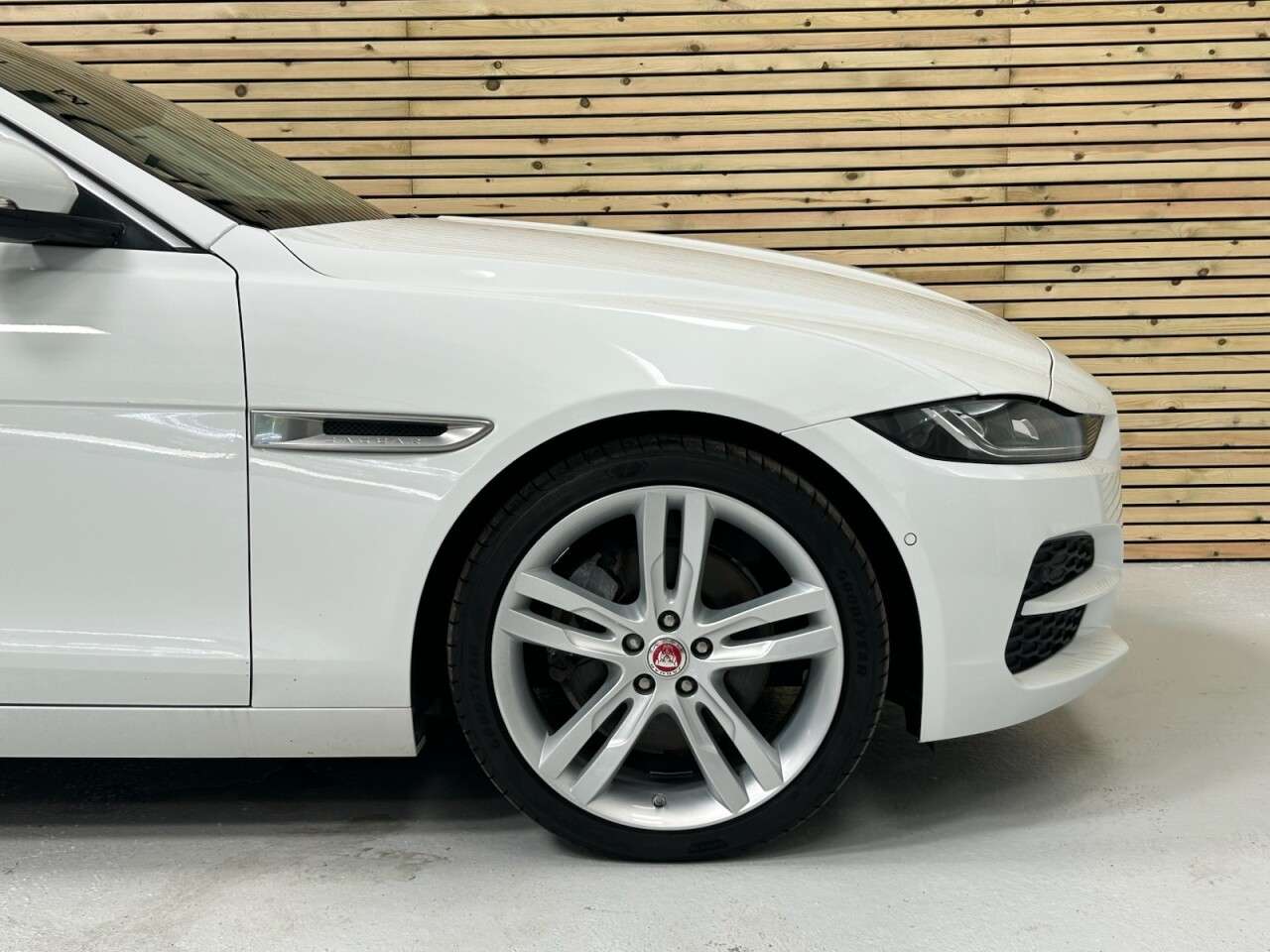 2019 JAGUAR XE 2019 JAGUAR XE