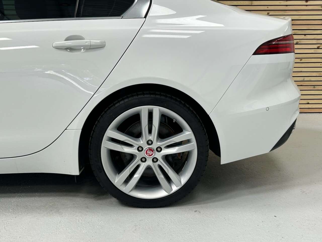 2019 JAGUAR XE 2019 JAGUAR XE