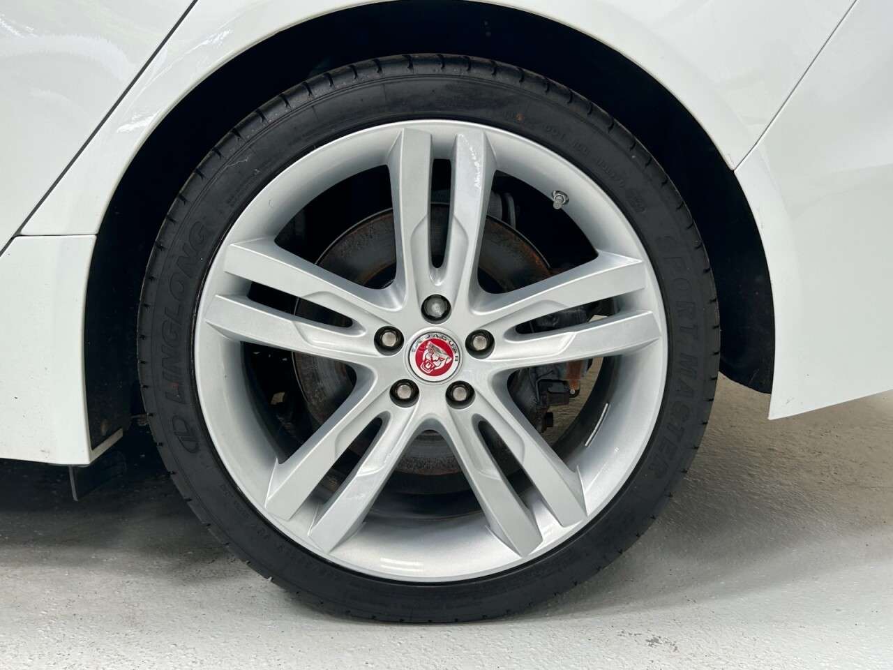 2019 JAGUAR XE 2019 JAGUAR XE