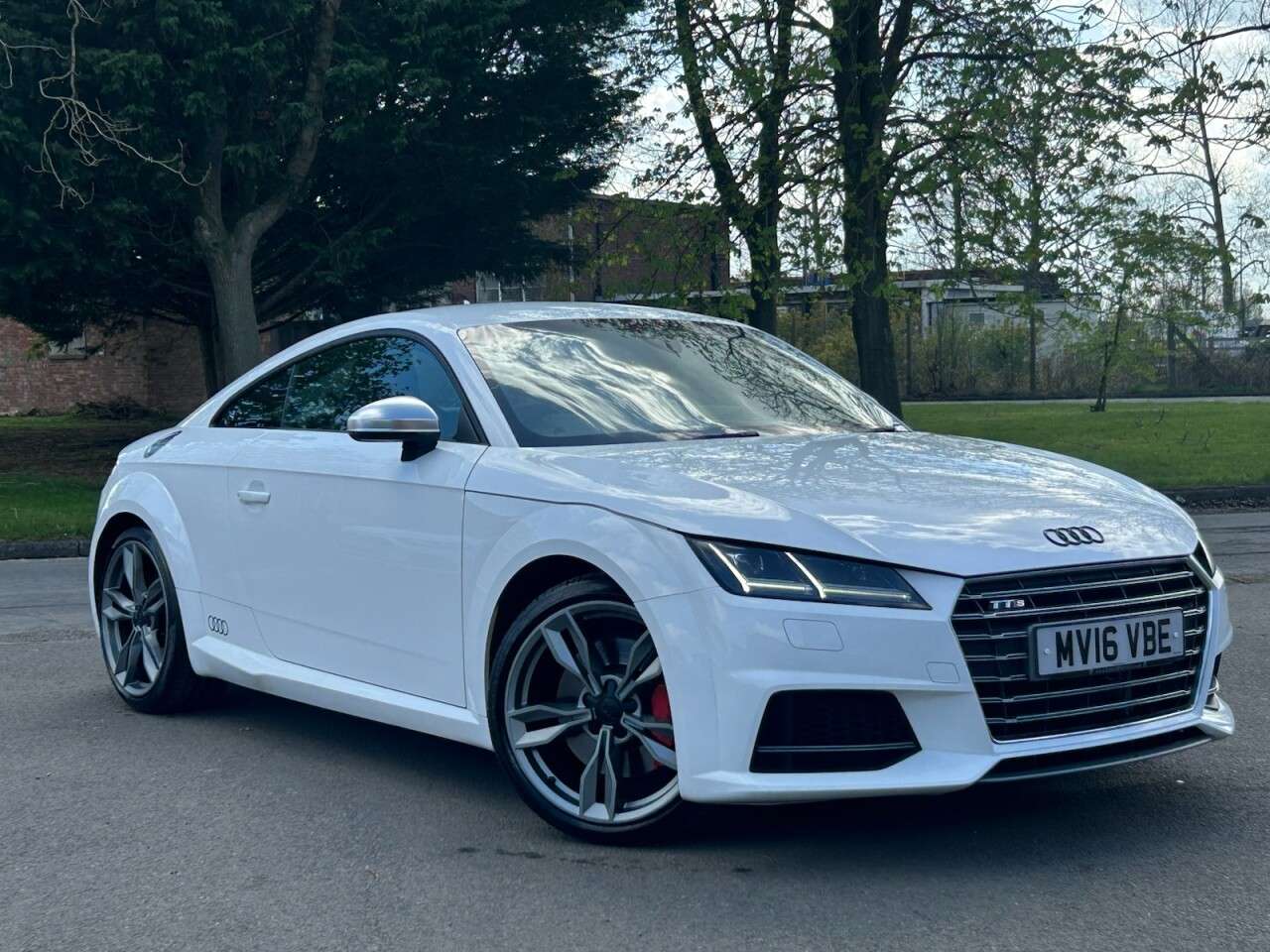 A 2016 AUDI TTS 2.0 TFSI Coupe 3dr Petrol S Tronic quattro Euro 6 (s/s) (310 ps) 6 services A 2016 AUDI TTS 2.0 TFSI Coupe 3dr Petrol S Tronic quattro Euro 6 (s/s) (310 ps) 6 services