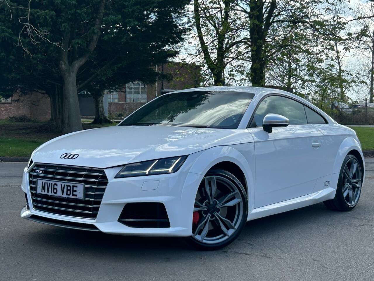 A 2016 AUDI TTS 2.0 TFSI Coupe 3dr Petrol S Tronic quattro Euro 6 (s/s) (310 ps) 6 services A 2016 AUDI TTS 2.0 TFSI Coupe 3dr Petrol S Tronic quattro Euro 6 (s/s) (310 ps) 6 services