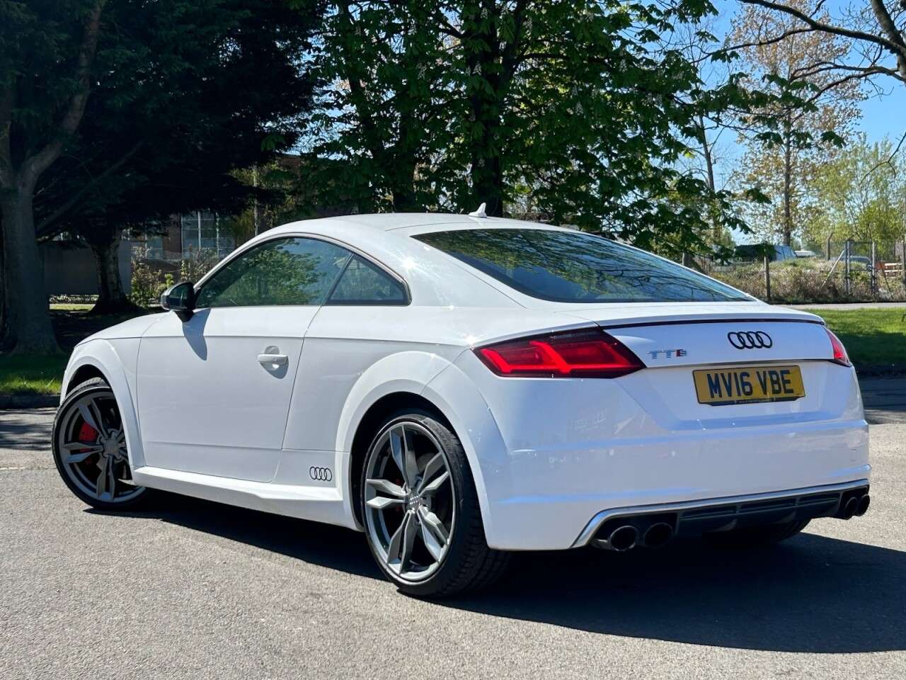 A 2016 AUDI TTS 2.0 TFSI Coupe 3dr Petrol S Tronic quattro Euro 6 (s/s) (310 ps) 6 services A 2016 AUDI TTS 2.0 TFSI Coupe 3dr Petrol S Tronic quattro Euro 6 (s/s) (310 ps) 6 services