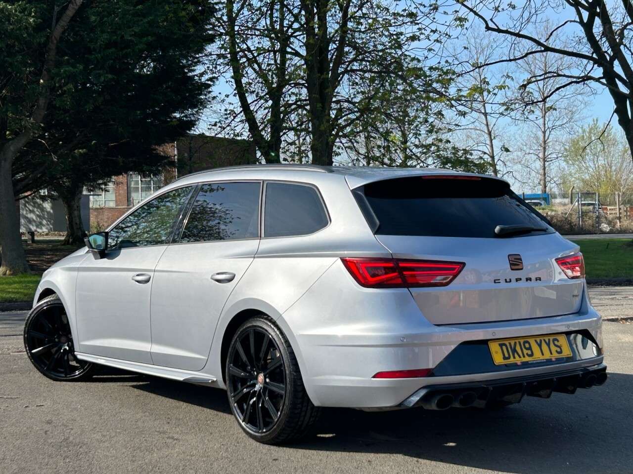 A 2019 SEAT LEON 2.0 TSI Cupra 300 ST 5dr Petrol DSG 7 Spd 4Drive Euro 6 (s/s) (300 ps) 2 KE A 2019 SEAT LEON 2.0 TSI Cupra 300 ST 5dr Petrol DSG 7 Spd 4Drive Euro 6 (s/s) (300 ps) 2 KE