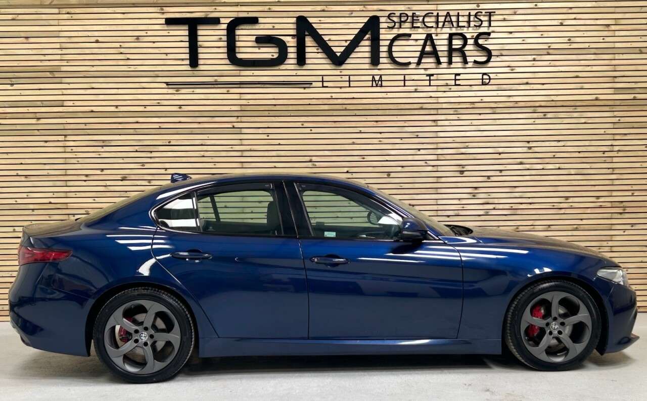 2017 ALFA ROMEO GIULIA 2017 ALFA ROMEO GIULIA