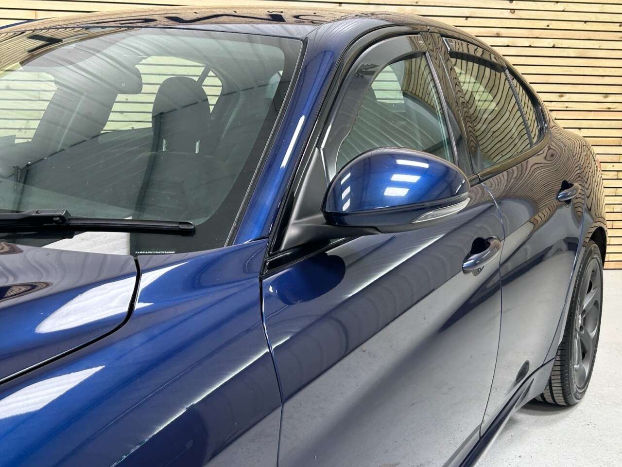 2017 ALFA ROMEO GIULIA 2017 ALFA ROMEO GIULIA