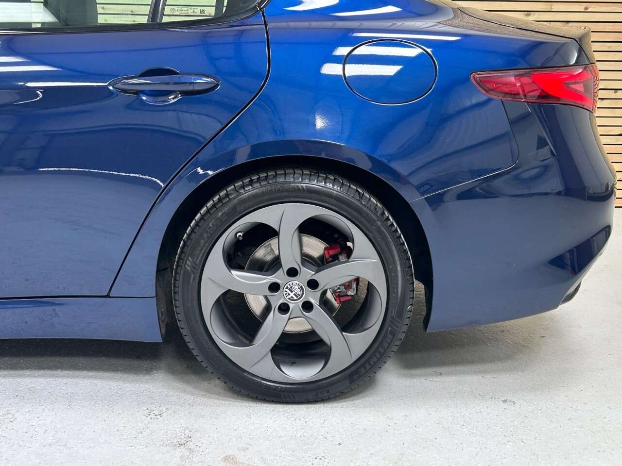2017 ALFA ROMEO GIULIA 2017 ALFA ROMEO GIULIA