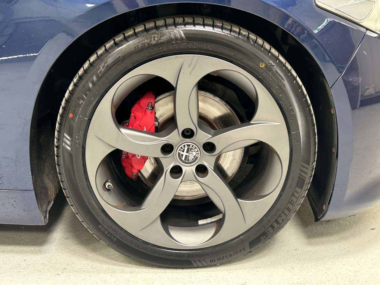 2017 ALFA ROMEO GIULIA 2017 ALFA ROMEO GIULIA