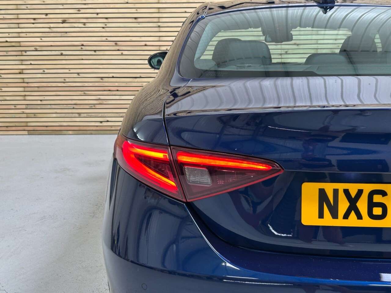 2017 ALFA ROMEO GIULIA 2017 ALFA ROMEO GIULIA