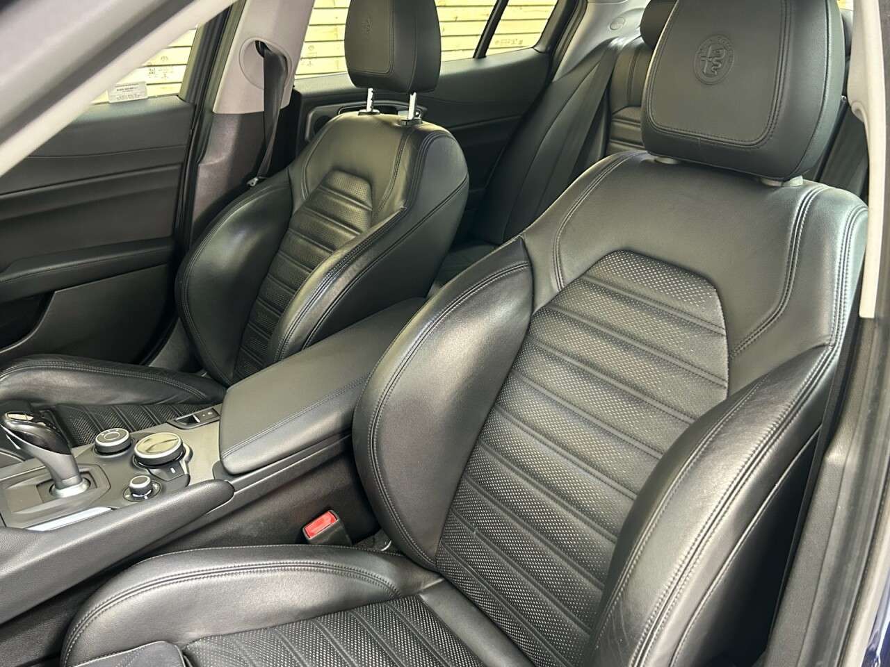 2017 ALFA ROMEO GIULIA 2017 ALFA ROMEO GIULIA