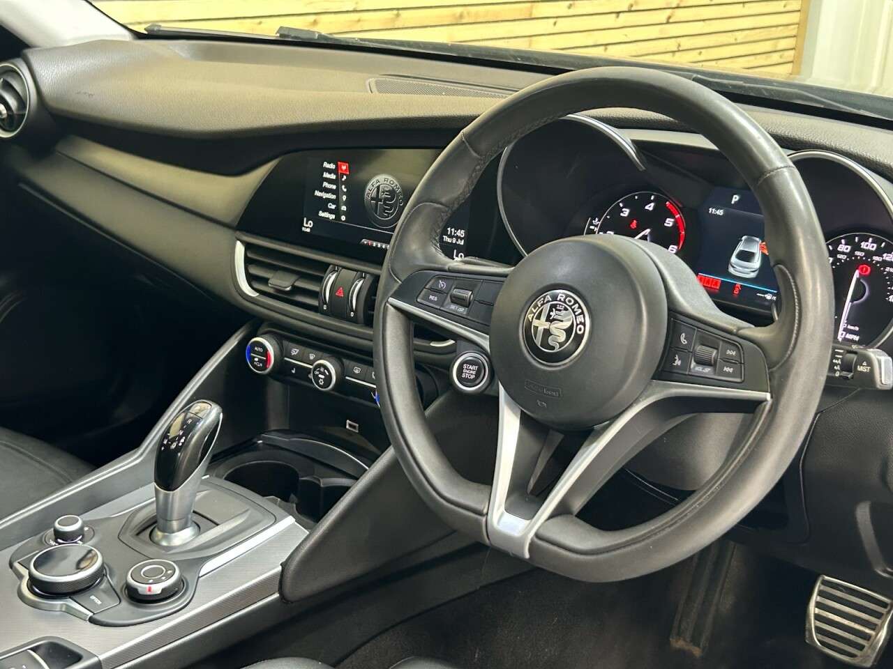2017 ALFA ROMEO GIULIA 2017 ALFA ROMEO GIULIA